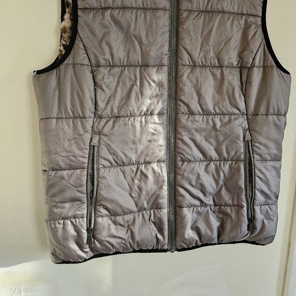 Alp N Rock Reversible Leopard Valais Hooded Vest - Picture 11 of 13